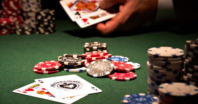Craps Myths Debunked: Separating Fact from Fiction at the Table